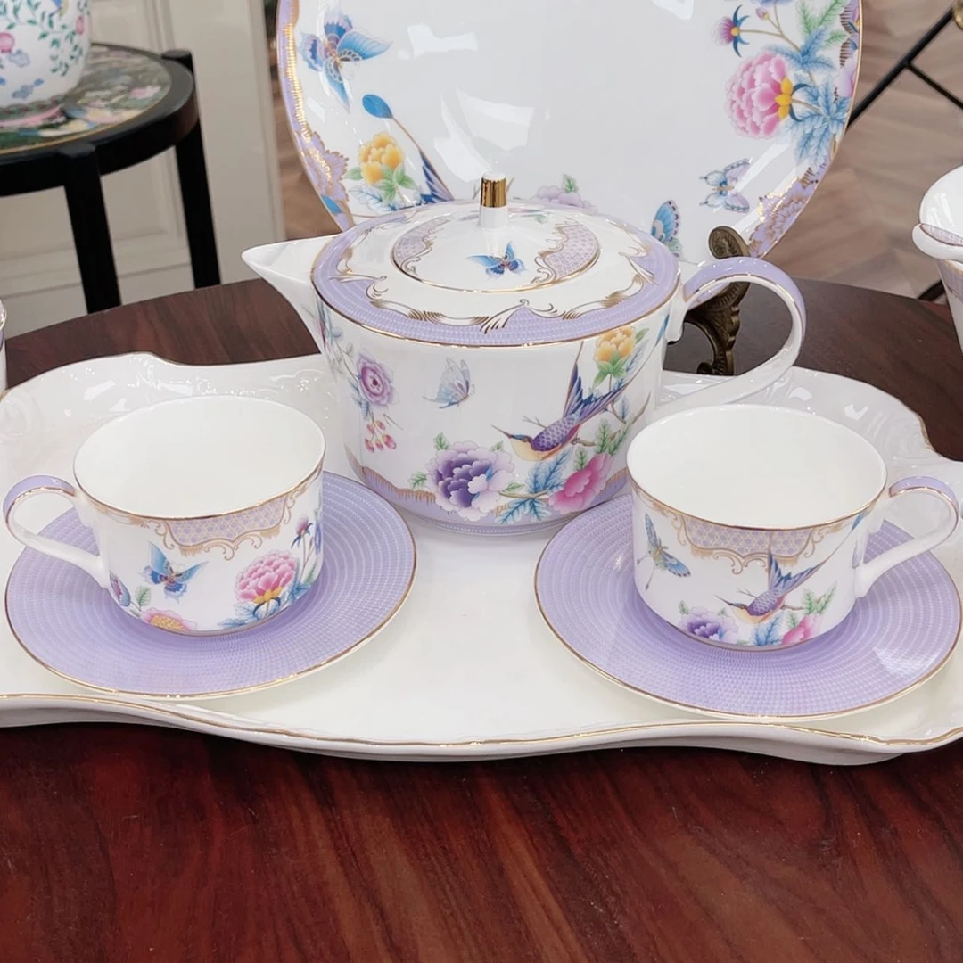 【闪购商品】瓷片一壶2杯碟———————