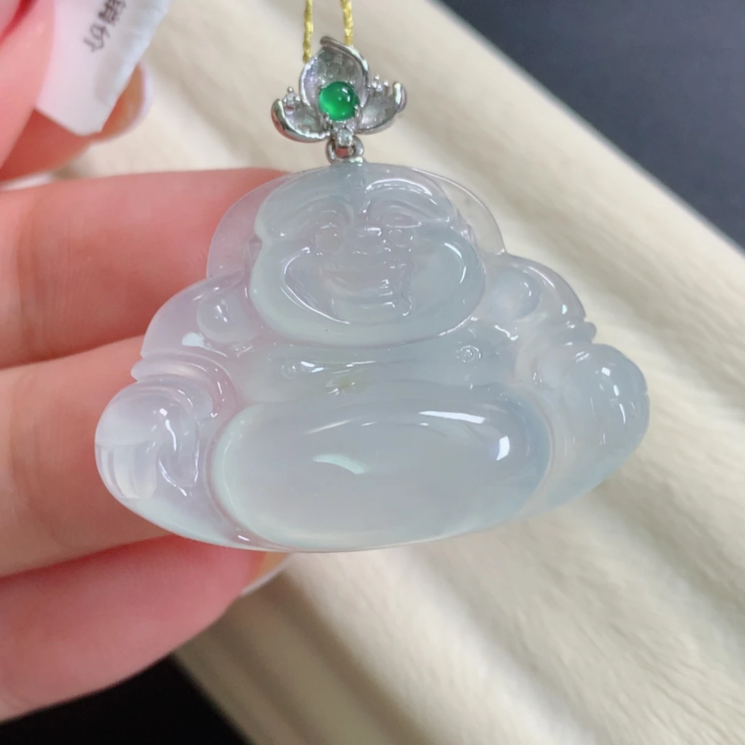 翡翠18K金镶嵌颈饰佛公