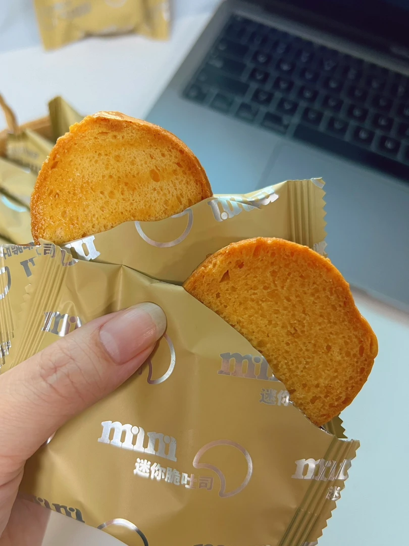 大大吃一口.宿舍零食，办公解馋黄油吐司面包脆，香脆好吃，早八