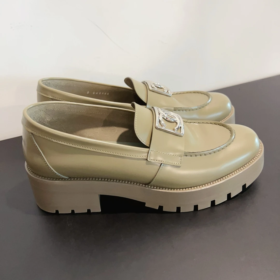 99新 Chanel/香奈儿  乐福鞋 尺码39.5成色看直播 GSS25930