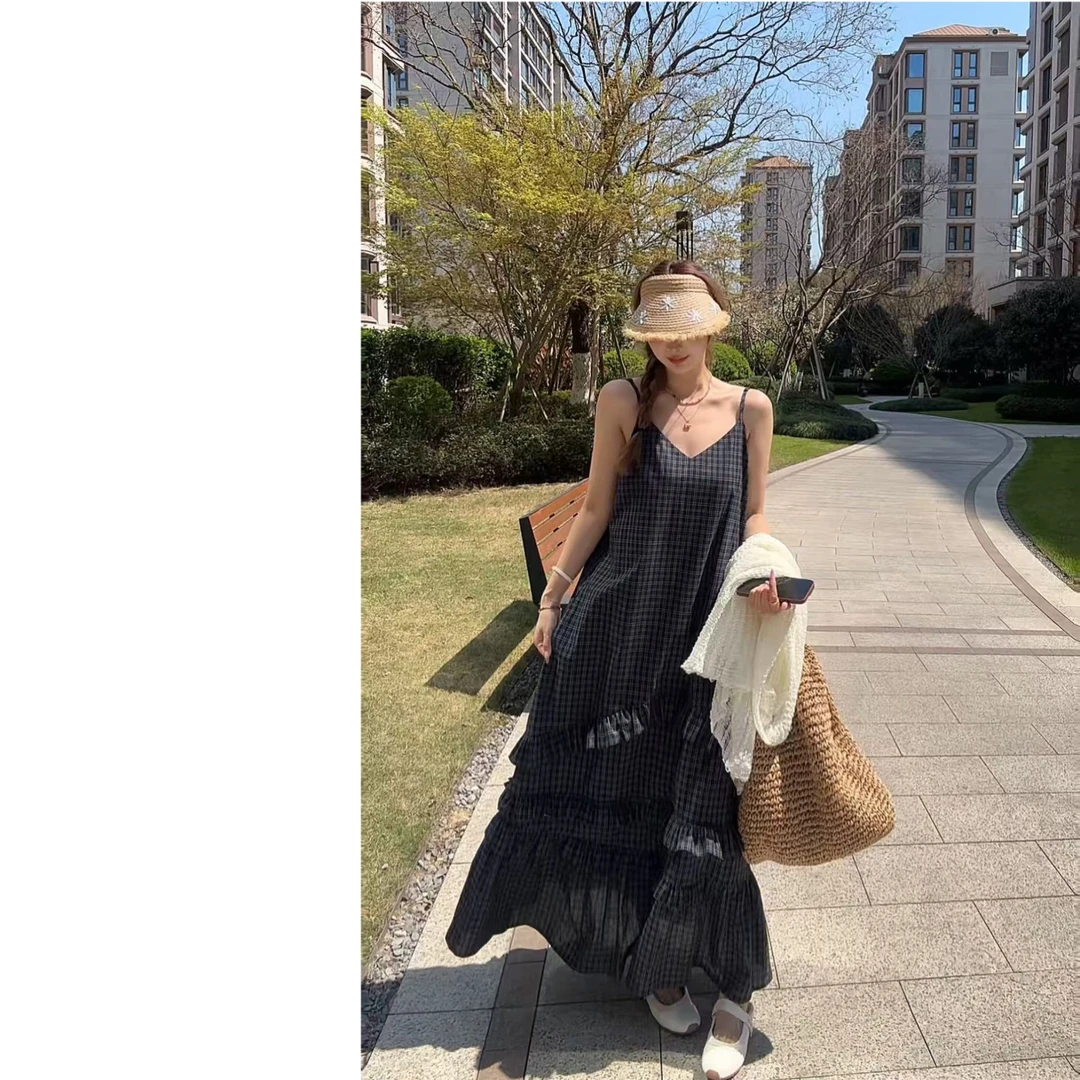 墨迹姐 高个子加长“圆舞春日”V领不规则荷叶边格子吊带连衣裙”