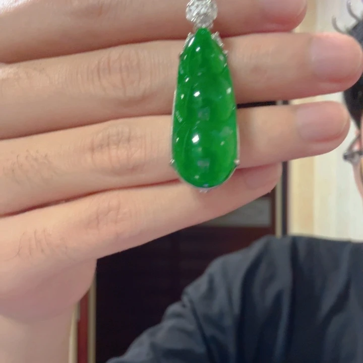 翡翠银S925镶嵌颈饰吊坠