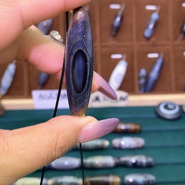 灰***儿玛瑙/玉髓未镶嵌颈饰