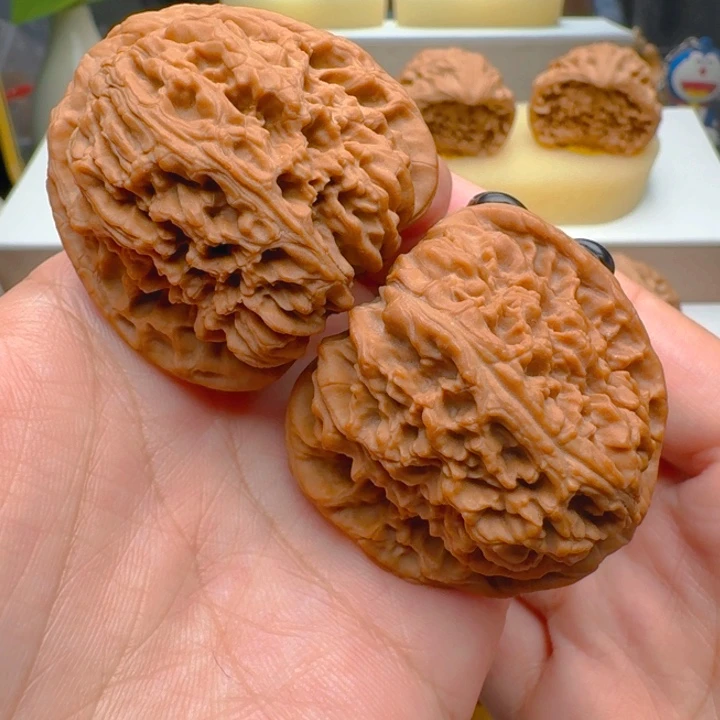 把件核桃43尺寸南疆石