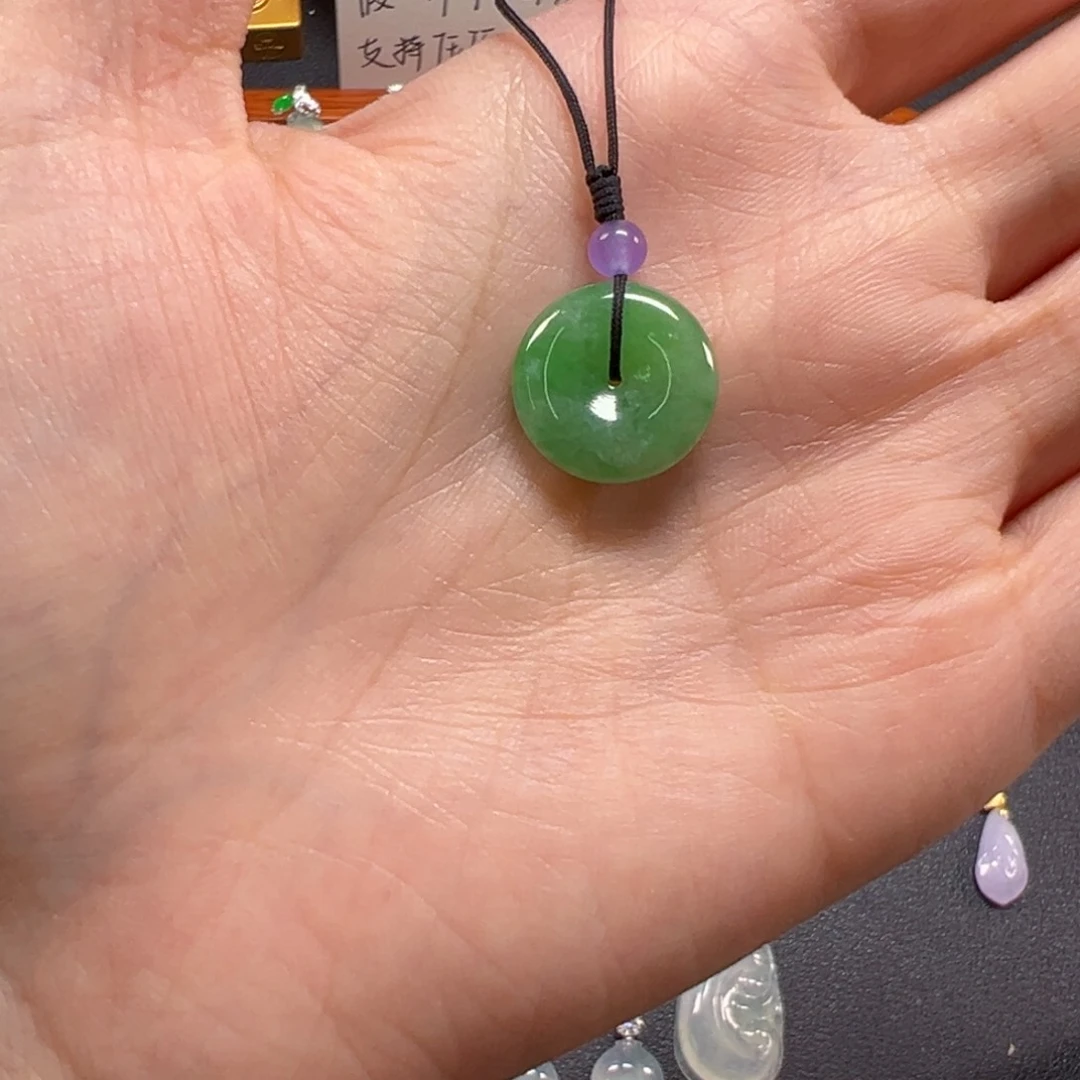 颈饰未镶嵌翡翠1