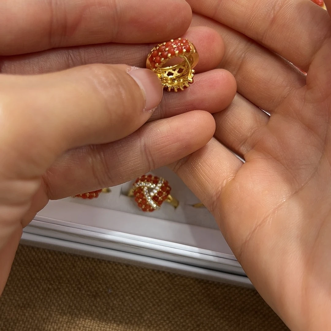 南红玛瑙耳钉银S925镶嵌毅