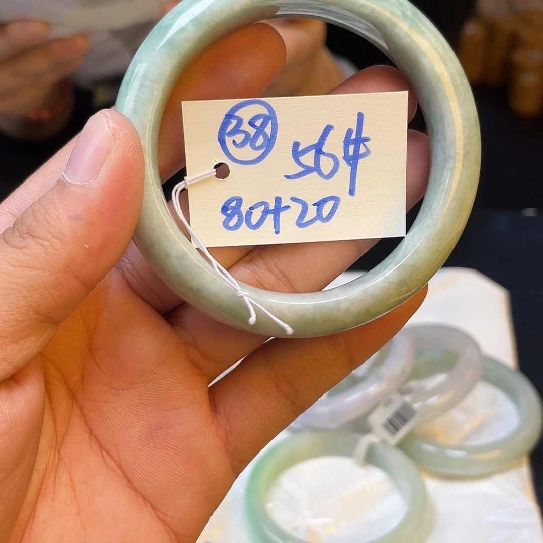 未镶嵌手镯翡翠38