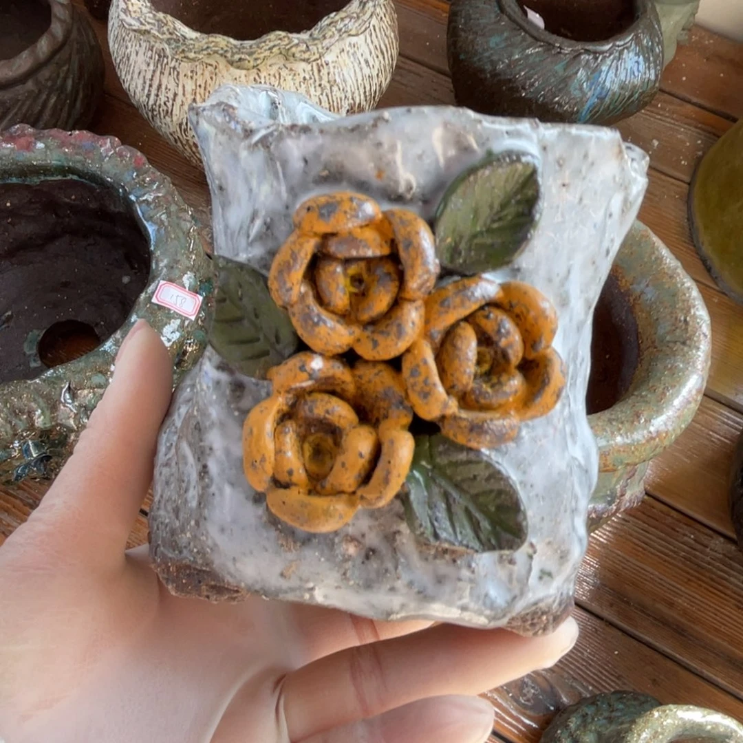 红陶粗砂陶瓷花盆