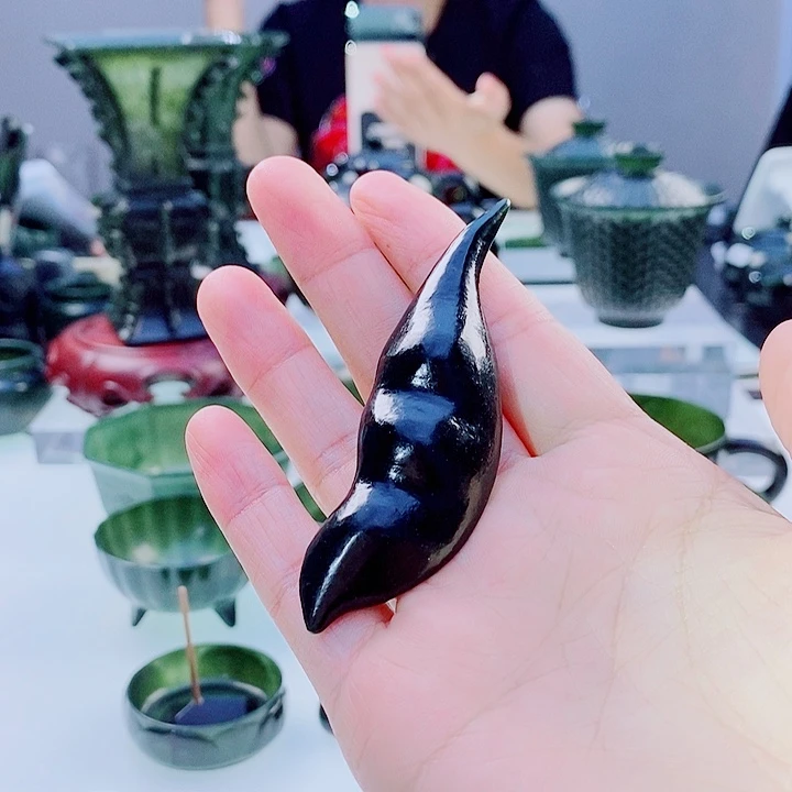 和田玉(青玉)未镶嵌把件
