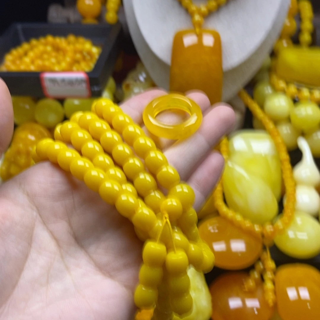 足***好非金属树脂全品无暇精品鸡油黄108直切8