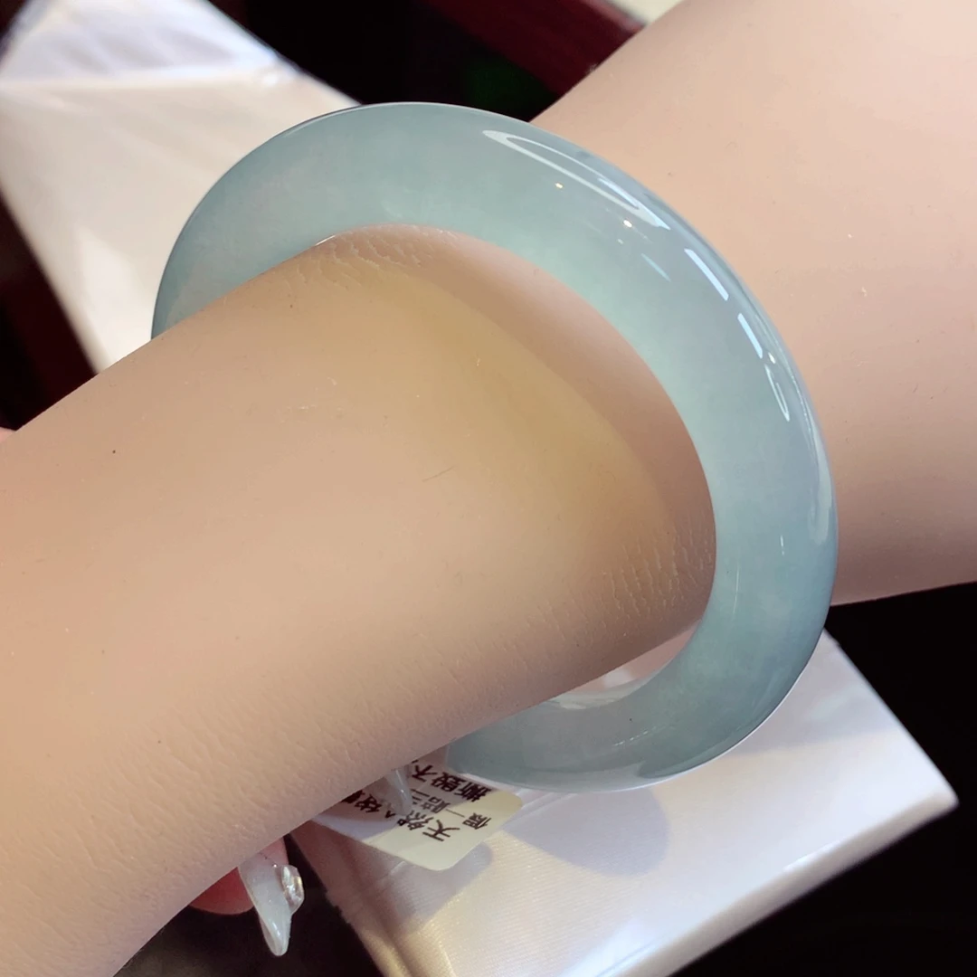 未镶嵌手镯翡翠53宝石冰蓝圆条（35号）