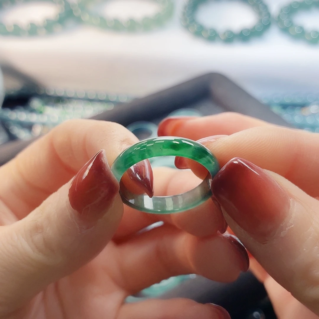 翡翠未镶嵌戒指23圈口