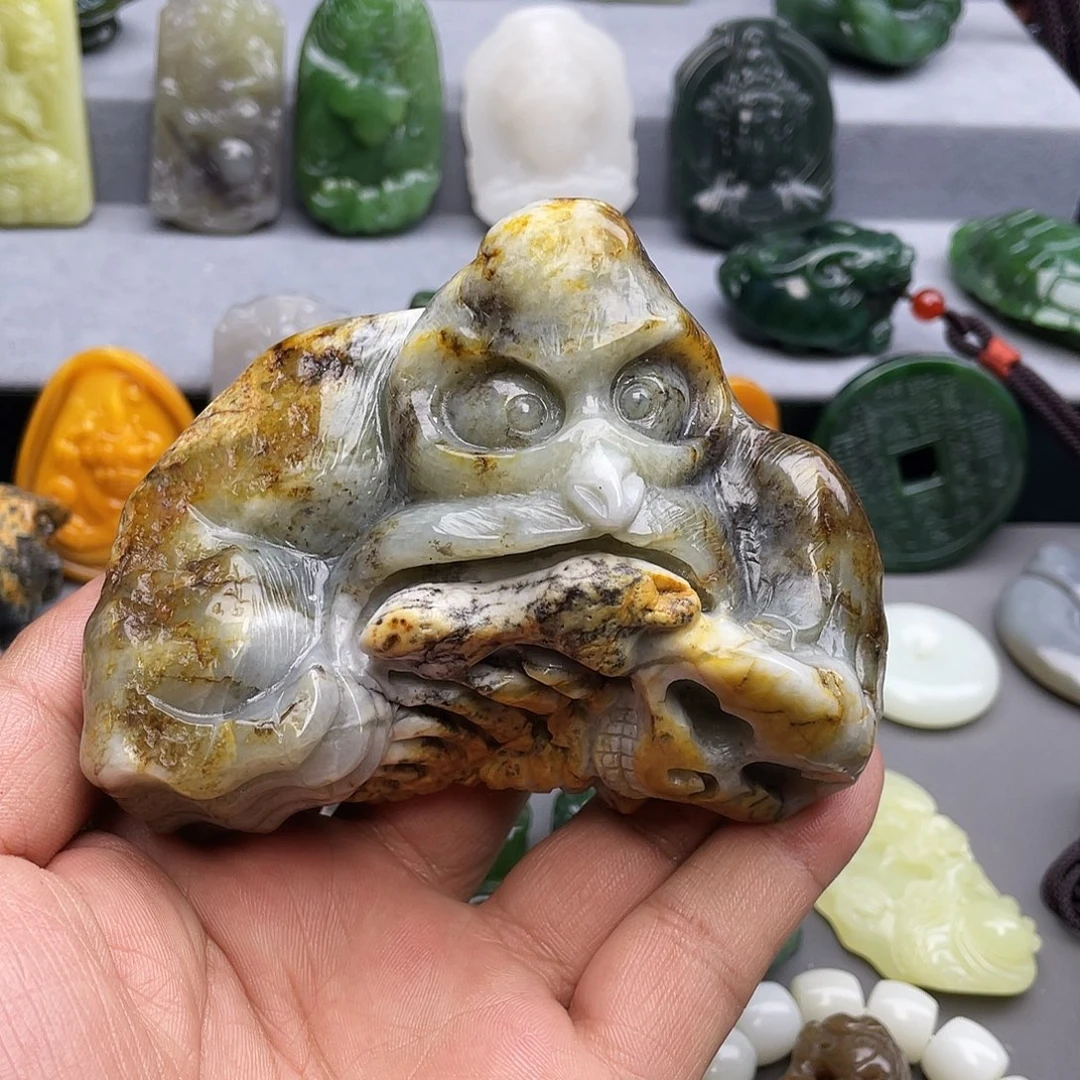 啊***呀和田玉未镶嵌颈饰