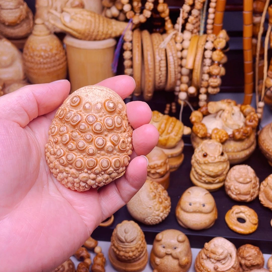 竹竹根雕金蟾把玩件