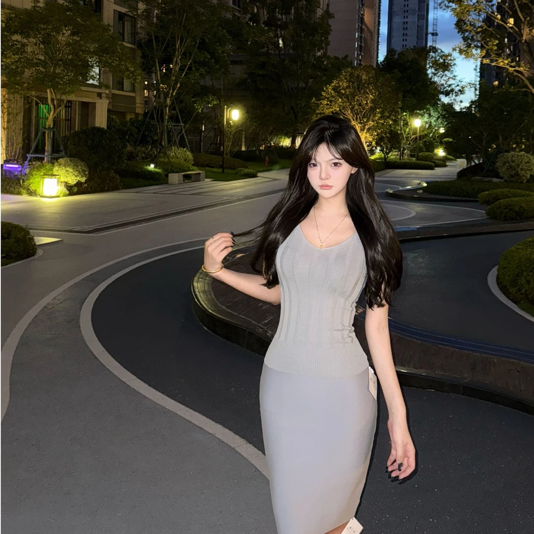 短袖圆领纯欲风螺纹染色V领T恤牛仔跑步芭蕾风御姐风