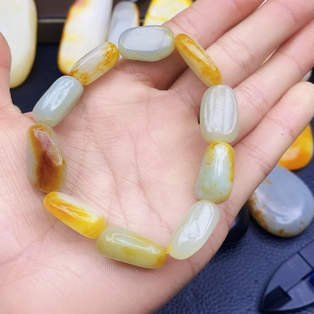 和田玉挂件未镶嵌草**术