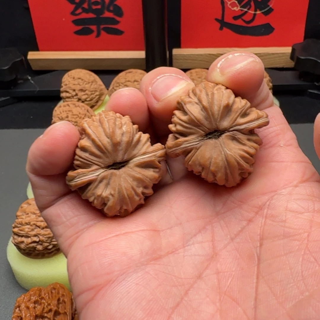 文玩核桃把件拱桥楼37