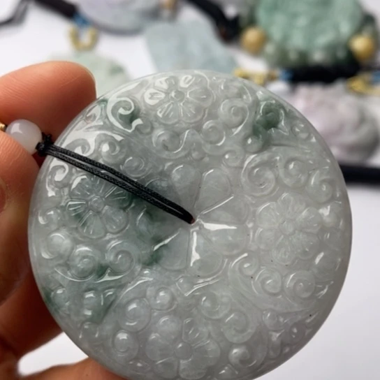 翡翠未镶嵌挂件翡翠