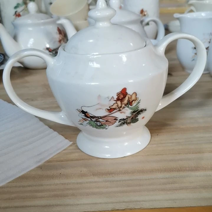 瓷片奖杯款  茶叶罐