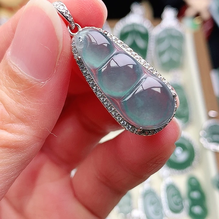 颈饰银S925镶嵌翡翠吊坠