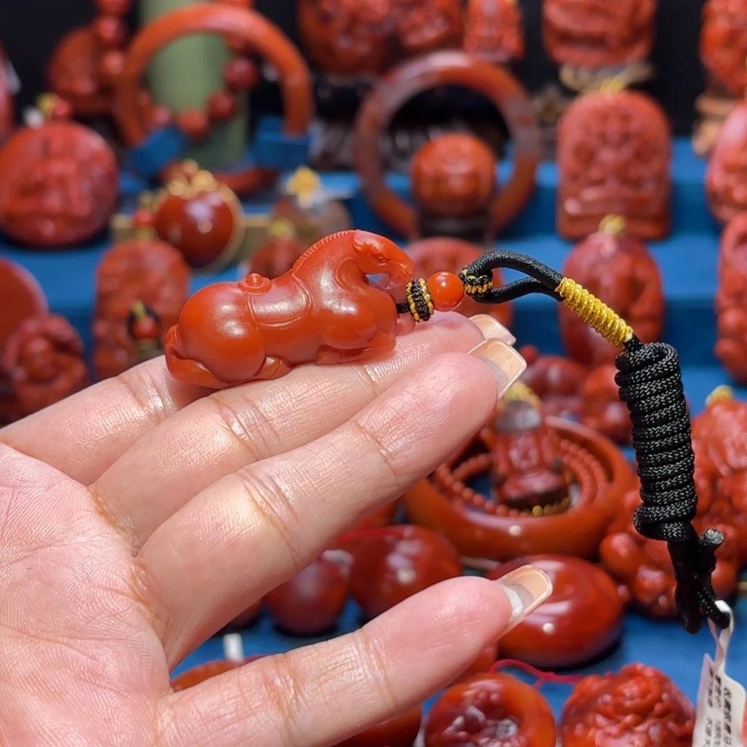 未镶嵌雕刻南红玛瑙