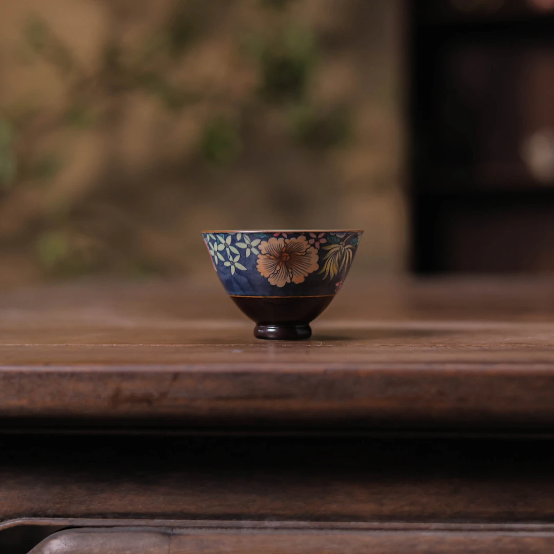 万花鸡心杯（梵田里底款）（拙溪梵田S0298）