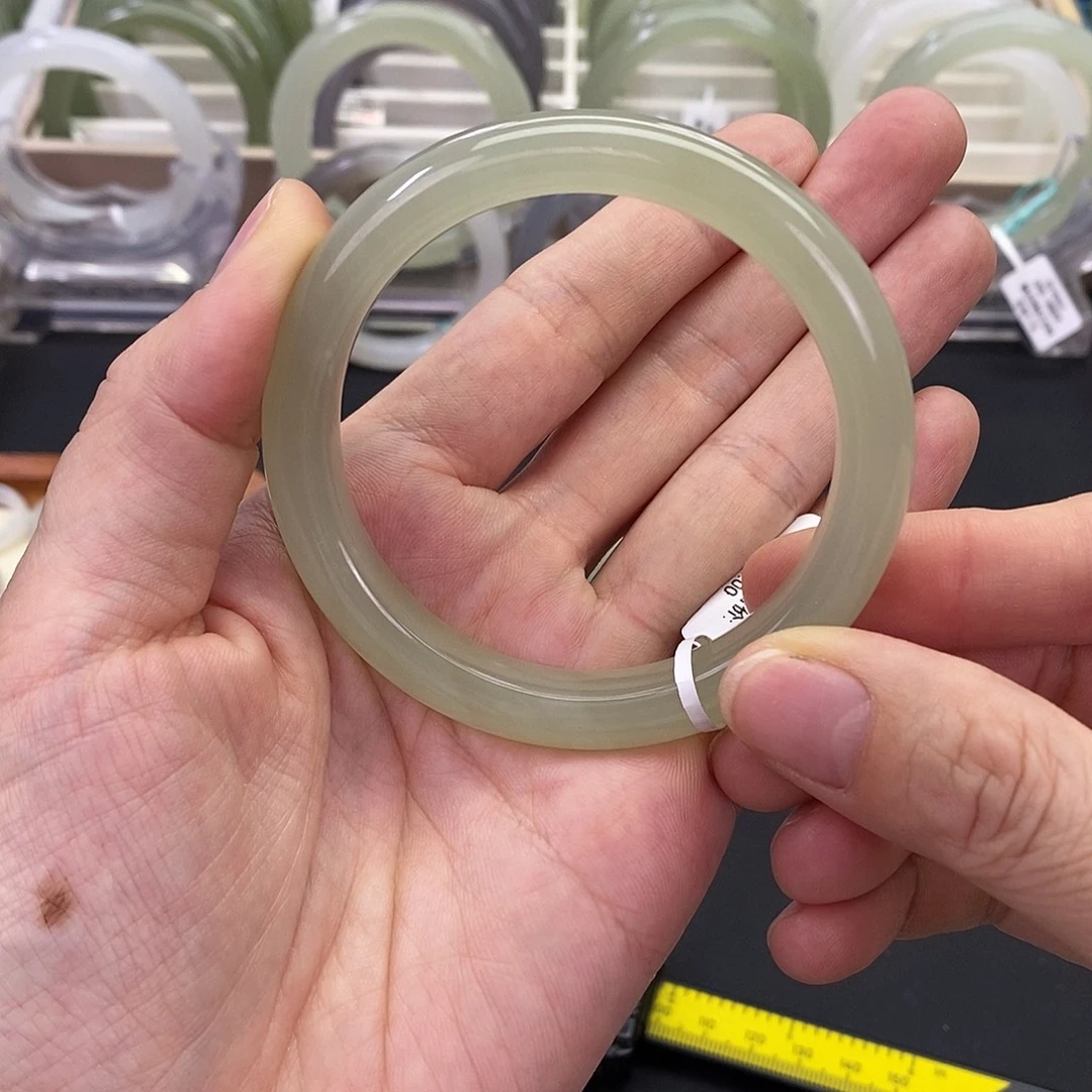 和田玉未镶嵌珠宝奇石556