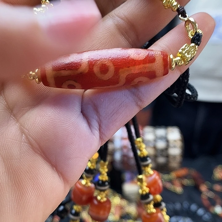 玛瑙/玉髓合金颈饰