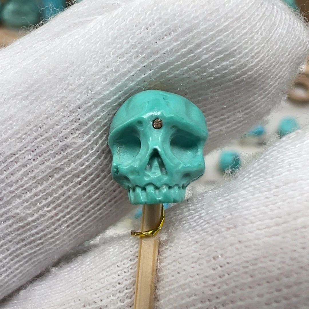 绿松石配饰未镶嵌