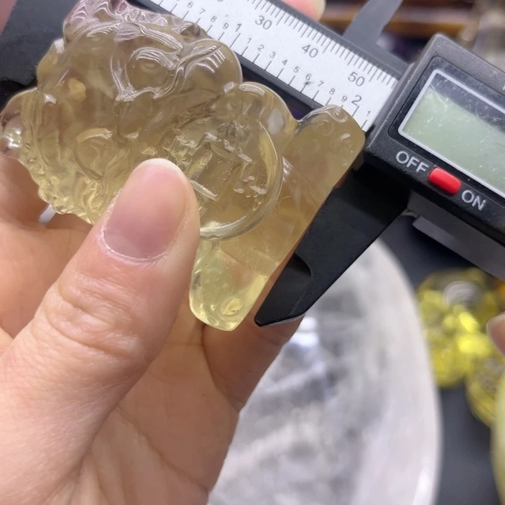 水晶摆件未镶嵌黍*摆件