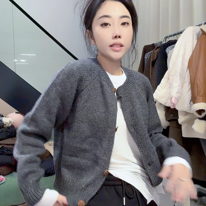 毛衣64676676556464