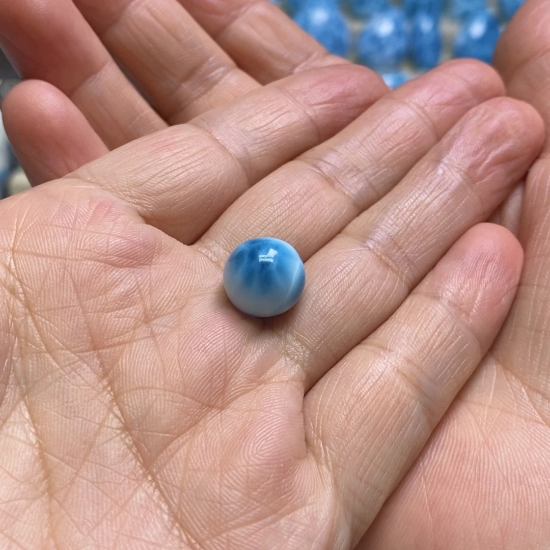 M***K针钠钙石（海纹石）未镶嵌颈饰