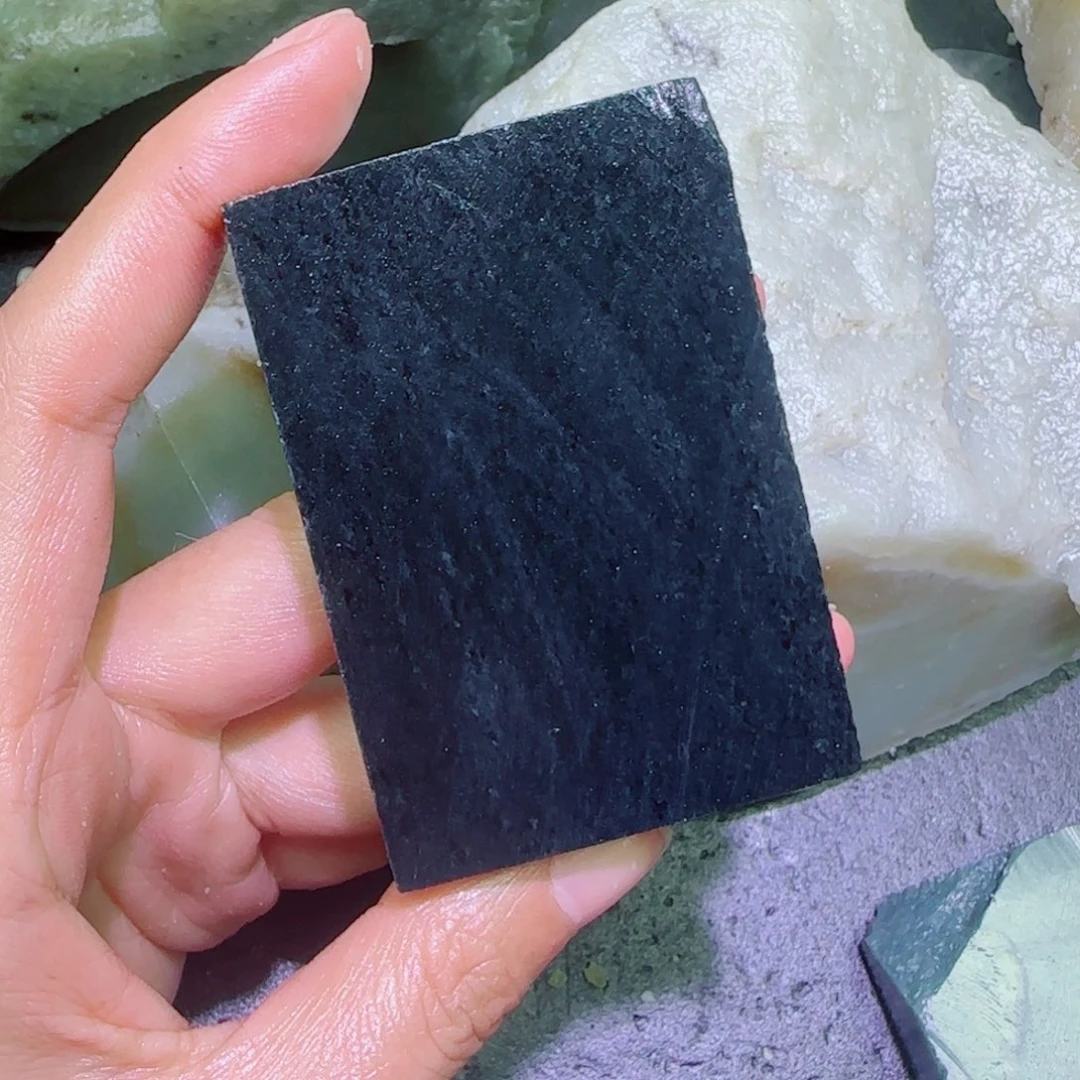 和田玉未镶嵌珠宝半成品