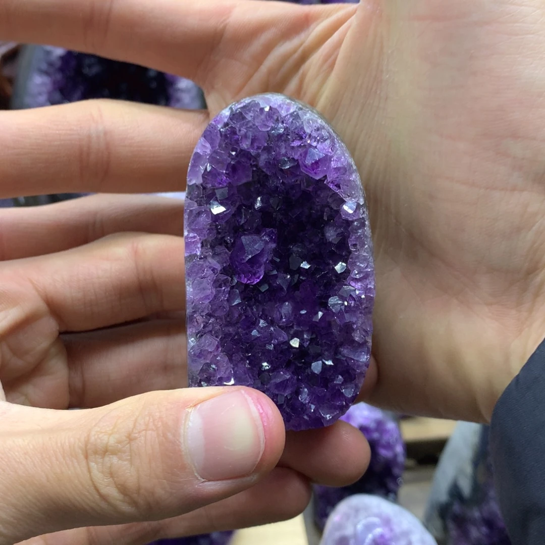 紫晶大型摆件（非配饰）未镶嵌