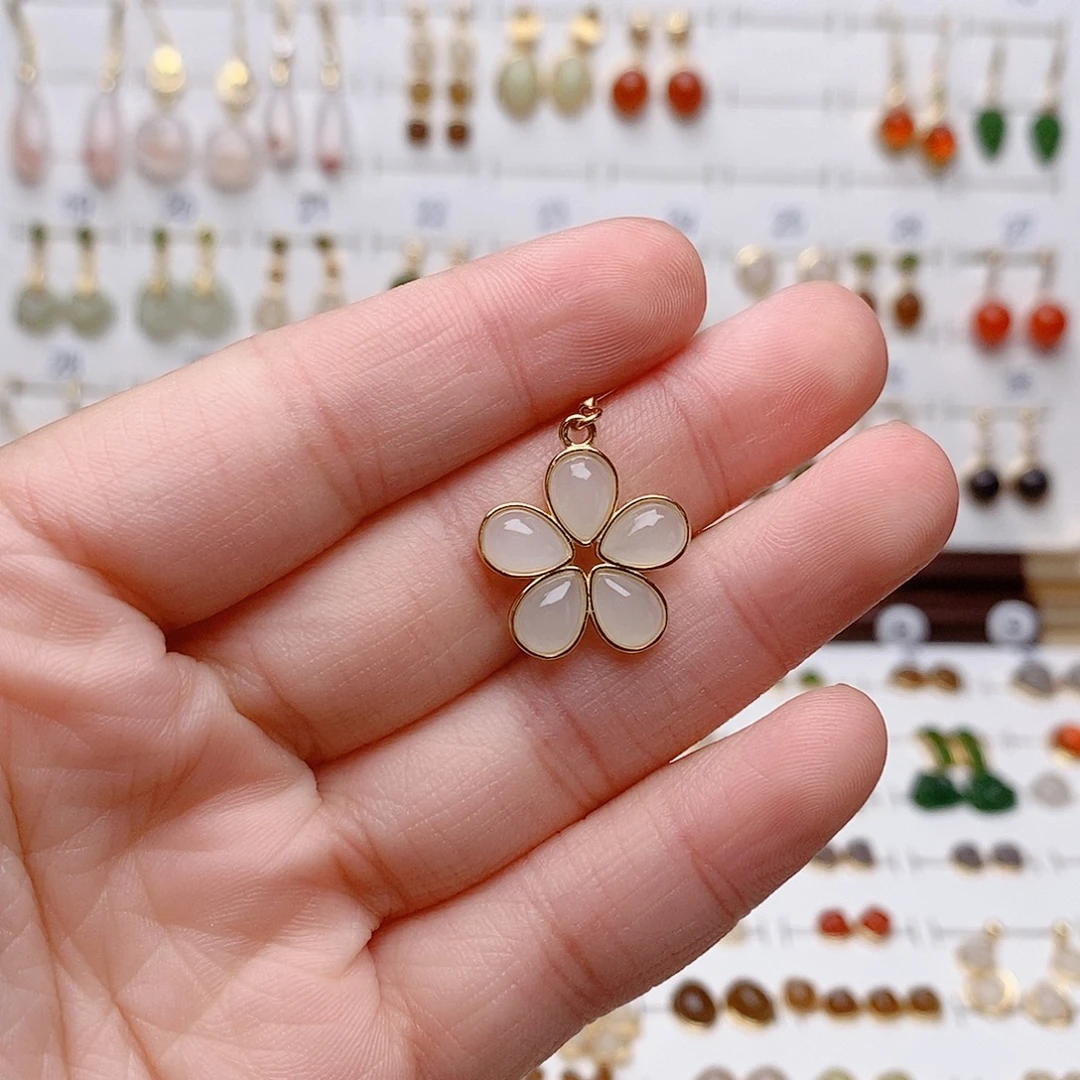 *****和田玉银S925镶嵌耳饰