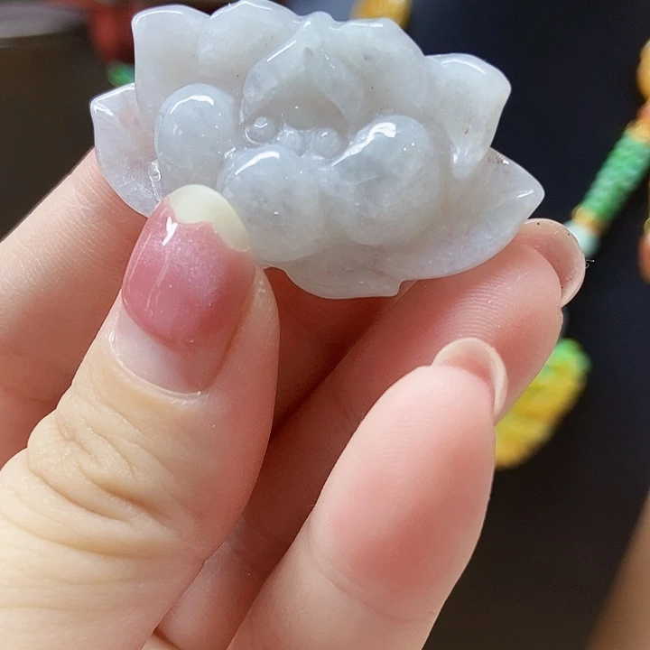 翡翠未镶嵌颈饰吊坠
