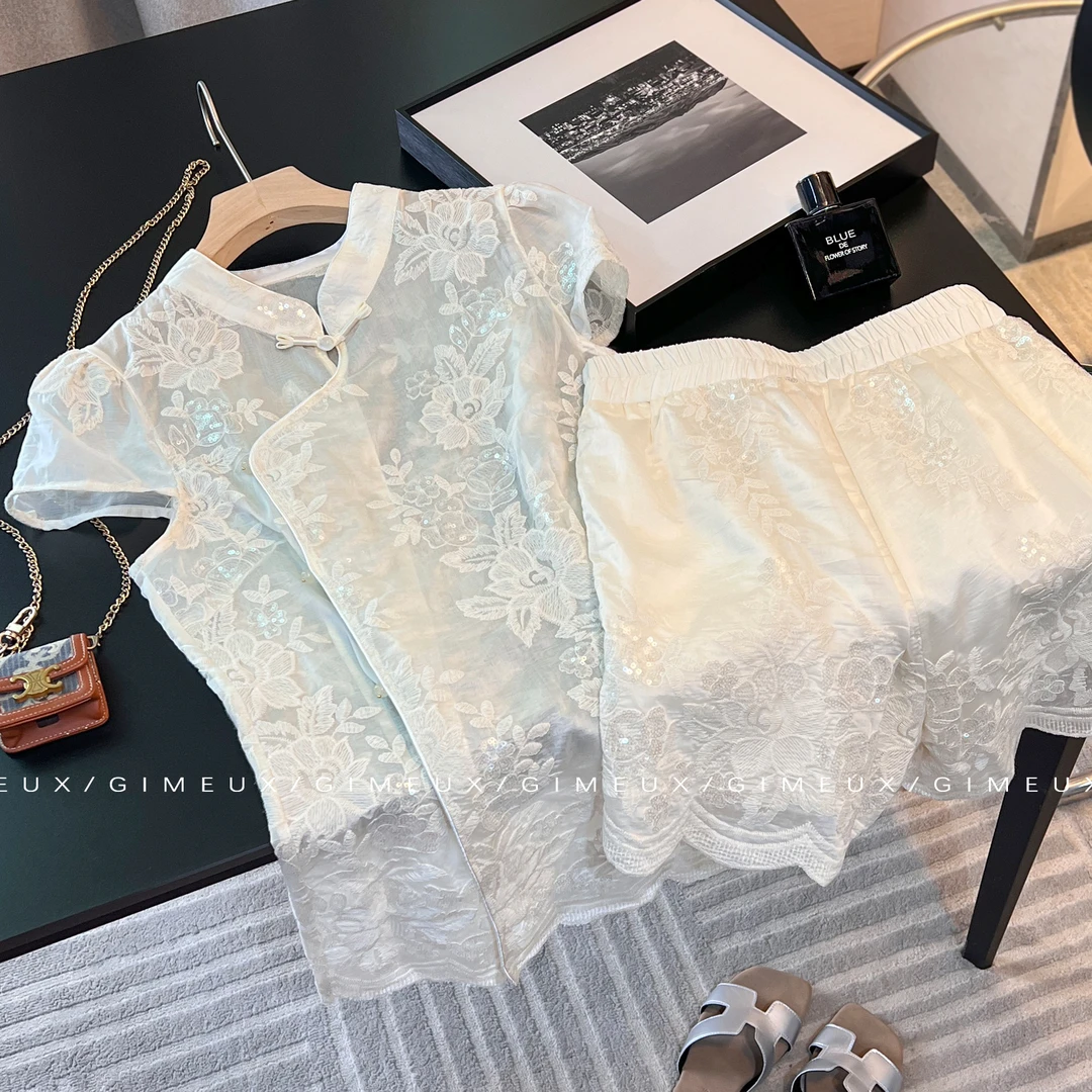 新中式国风名缓气质套装女2025新款夏季高级感刺绣盘扣上衣+短裤