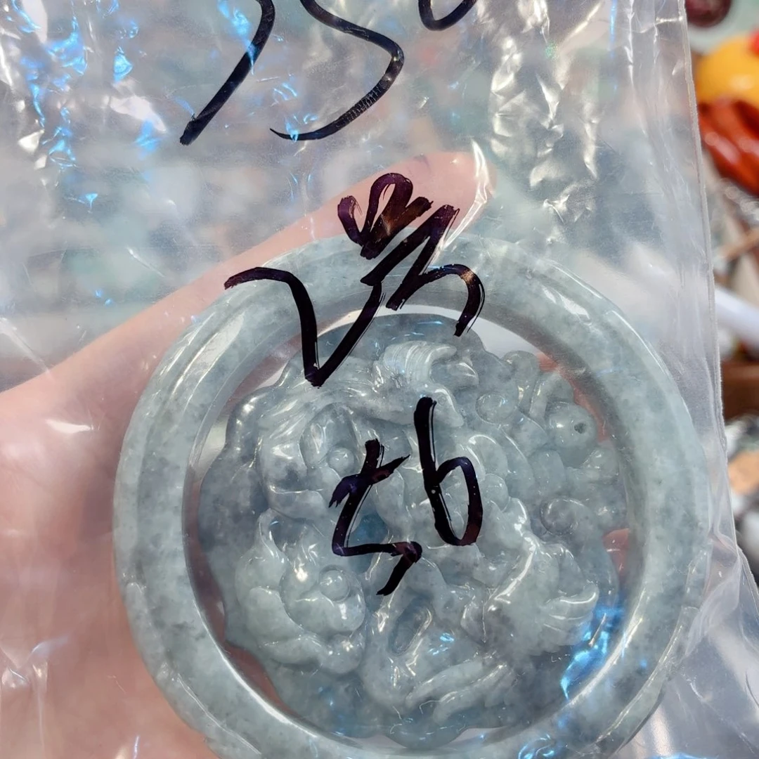 未镶嵌手链翡翠J****安手串