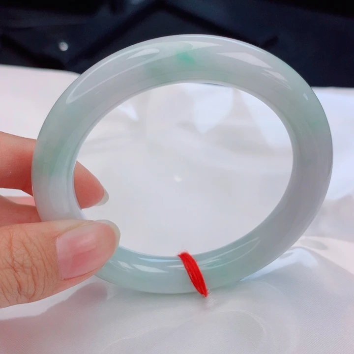 翡翠未镶嵌手镯（圆镯）56-57圈