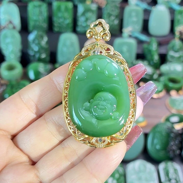 和田玉18K金镶嵌挂件