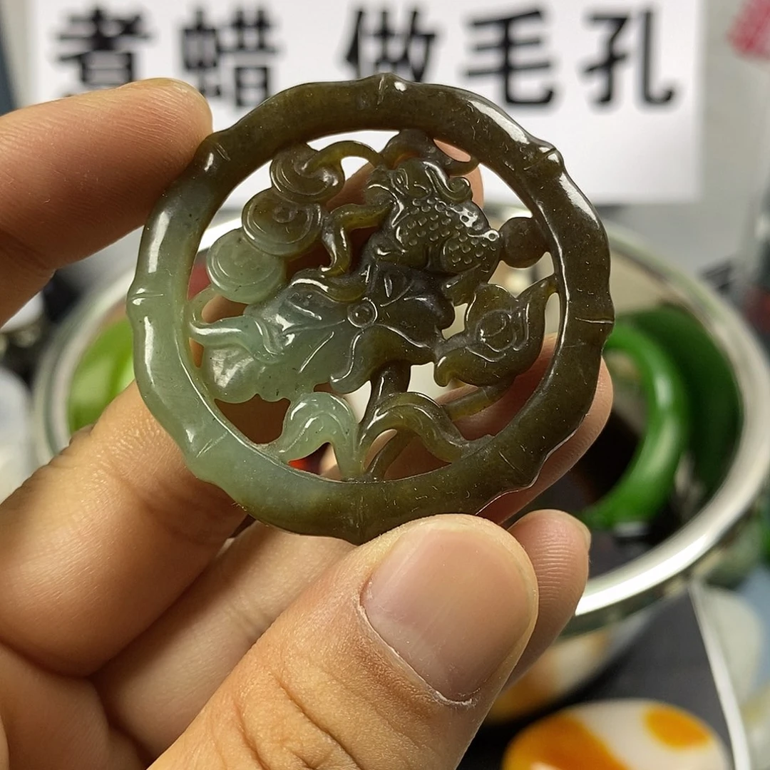 和田玉（糖玉）未镶嵌颈饰