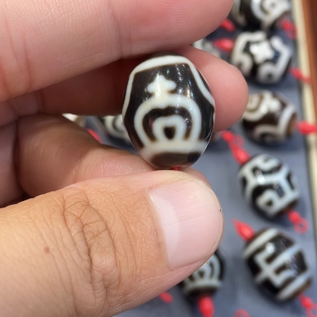 南***妈玛瑙/玉髓颈饰未镶嵌