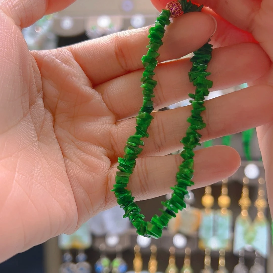 未镶嵌翡翠耳饰．****·