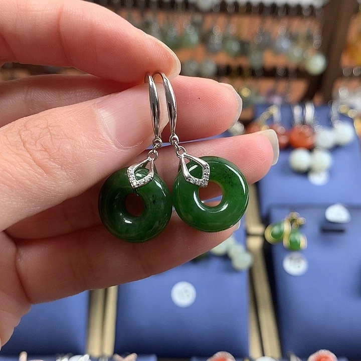 银S925镶嵌和田玉耳饰平安扣15.5左右碧玉