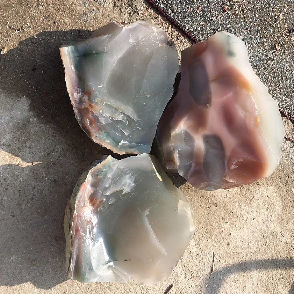 秦岭原矿秦紫玉原石，可雕刻可观赏！