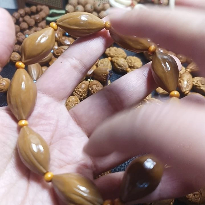 吊坠橄榄核橄榄核手串手持