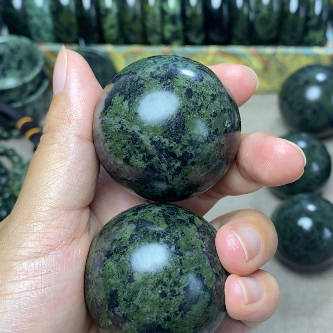 蛇纹石玉未镶嵌手球