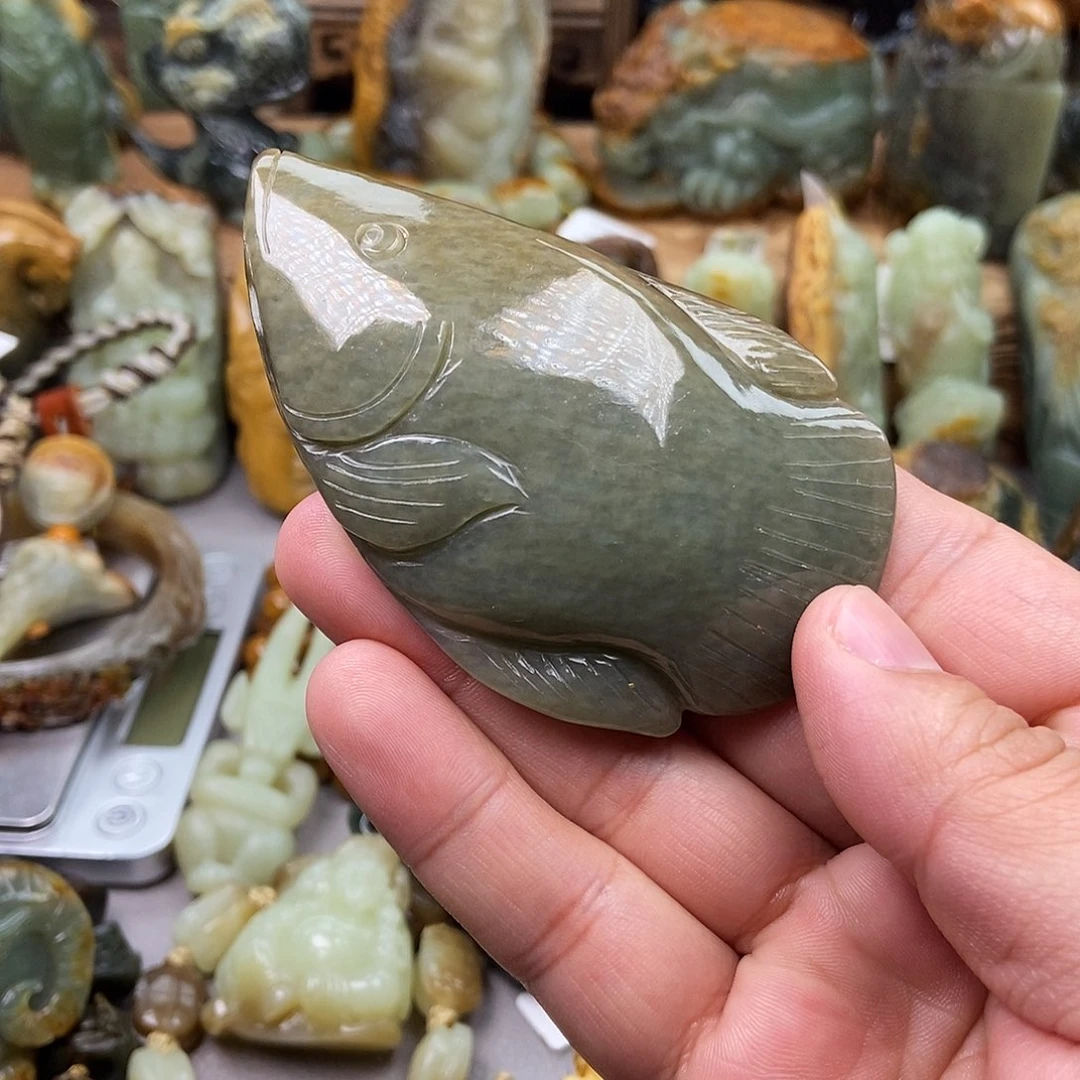 岫岩老玉（透闪石质玉）把件未镶嵌