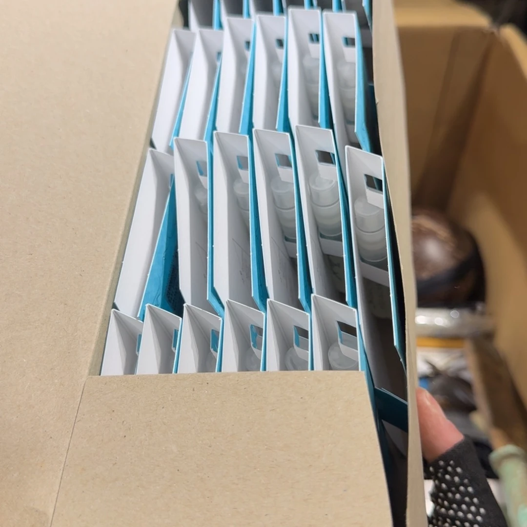 厚***厚8新中古物品，谨慎下单，不保好坏774