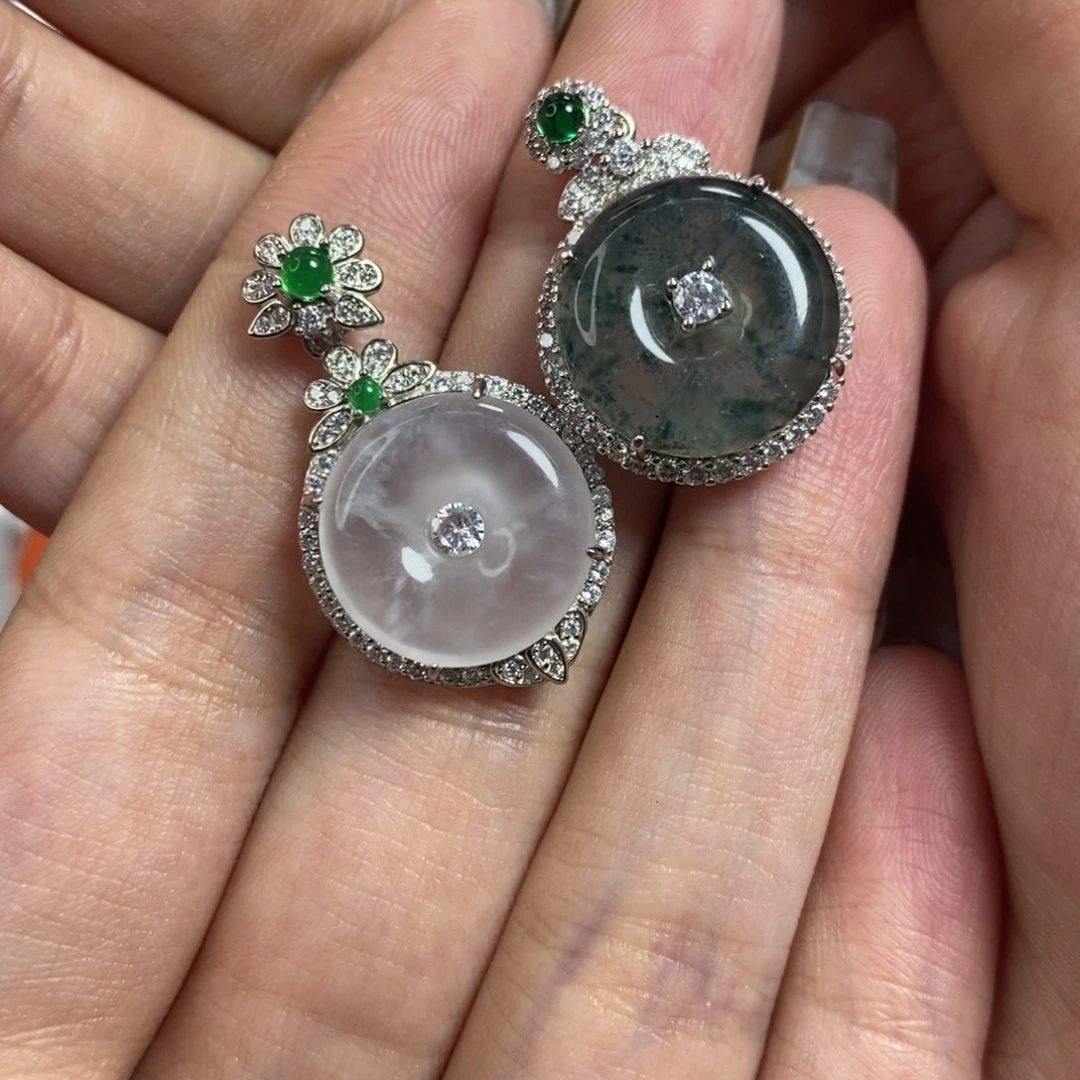 石英质玉颈饰银S925镶嵌甜甜圈